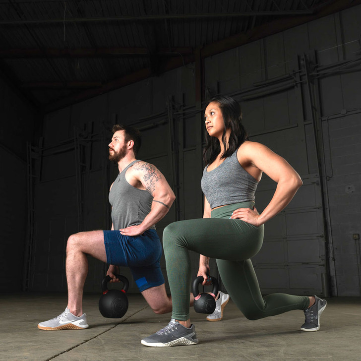 Lunges with the Body-Solid Tools KBX Training Kettlebells 4-36kg