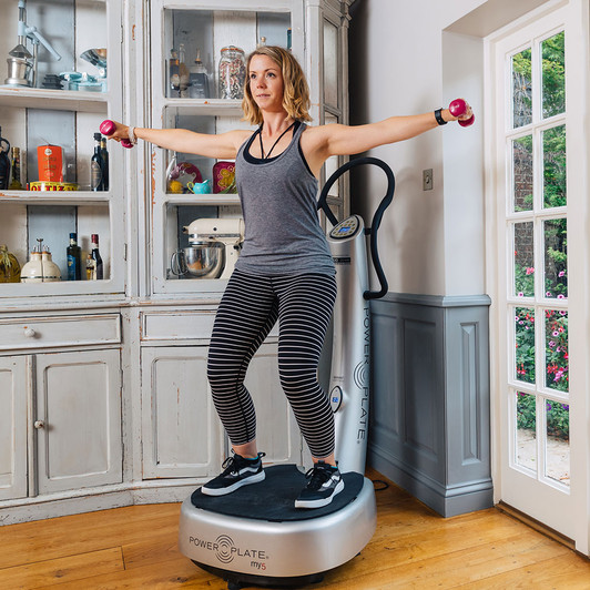 Side Deltoid Raise on the Power Plate my5