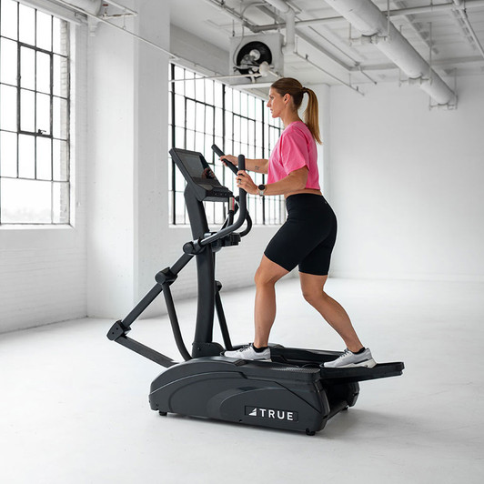 TRUE Launch Elliptical with Console